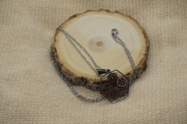 RVS ketting met steam punk hexagon hanger