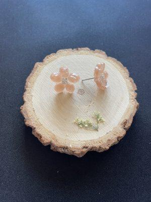 Elegante Bloem Oorbellen van Resin en Roestvrijstaal - Champagne Roze