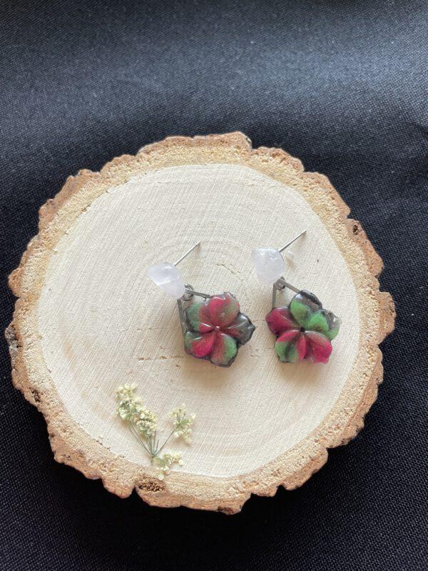 Roestvrijstalen Oorbellen met Rozenkwarts en Glow in the Dark Lotus Bloemen