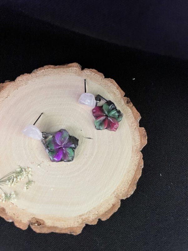 Roestvrijstalen Oorbellen met Rozenkwarts en Glow in the Dark Lotus Bloemen