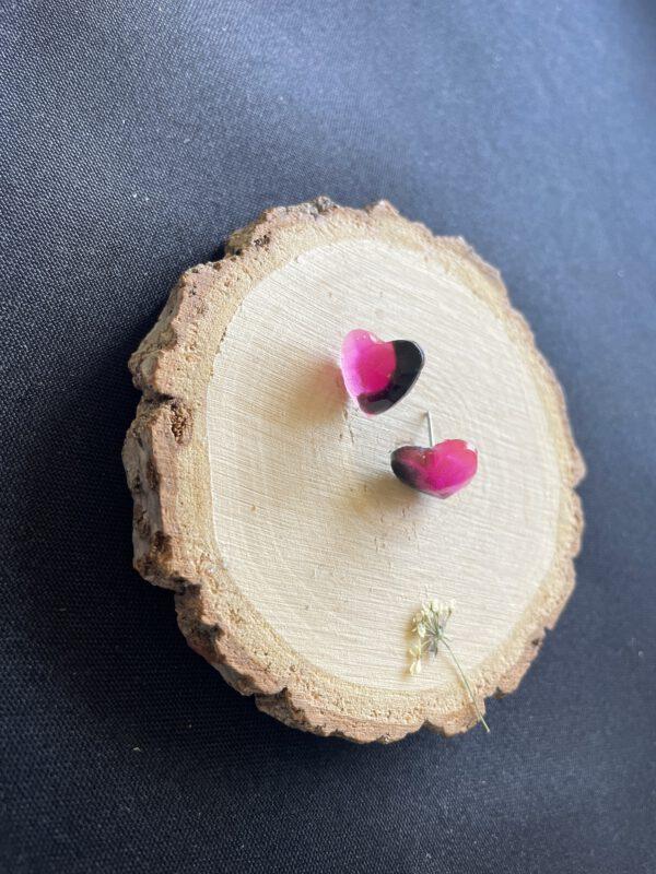 Roestvrijstalen Hartvormige Oorstekers Roze  Zwart – Tijdloze Elegantie en Symbolische Liefde