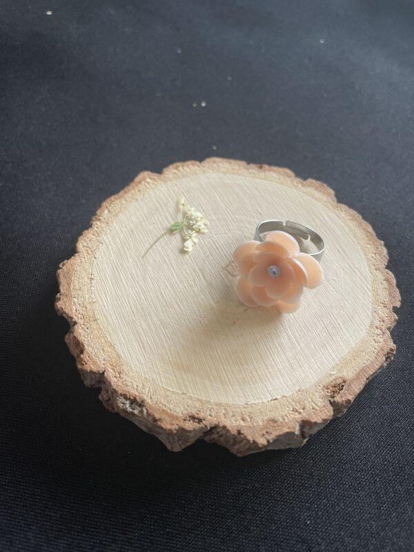 Roestvrijstalen Verstelbare Ring met Handgemaakte Bloem – Uniek en Elegant