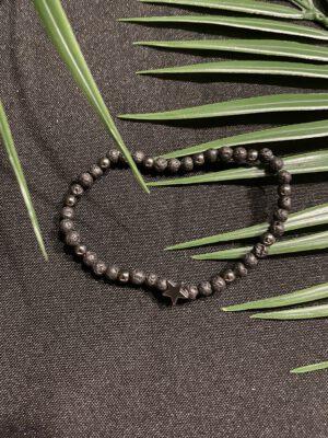 Elastiek Armband Lavasteen en Ster Hematiet 4mm