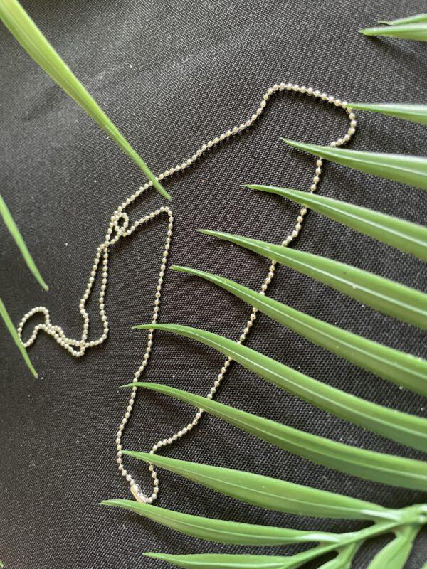 Zilverkleurige Balletjes Ketting van 50 cm