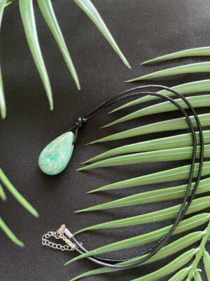 Leren Ketting met Amazoniet en Roestvrijstalen Afwerking