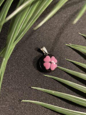 Roestvrijstalen Roze klavertje vier hanger - GlowInTheDark