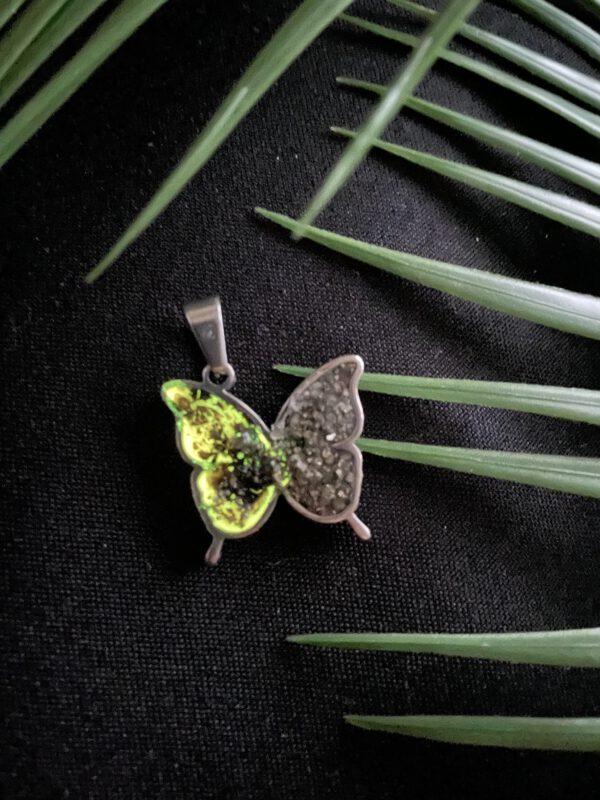 RVS Vlinder Hanger met Pyriet en Lava effect GlowInTheDark